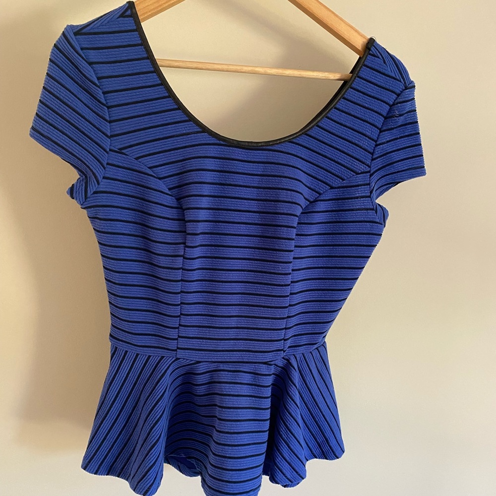 Xhilaration peplum top M